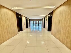 111 Somerset (D9), Office #526485671